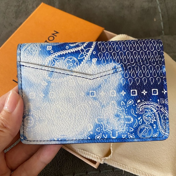 Louis Vuitton Monogram Bleached Blue Bandana Print Card Case Holder Wallet - Picture 5 of 8